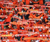 下载星空全站APP 马刺全场回放 